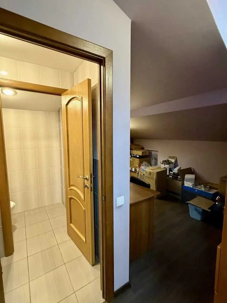 Фото Продаю офіс, 142.7 кв. м, Глибочицька вул. 40 Київ, ціна: 149835 $, код 5207
