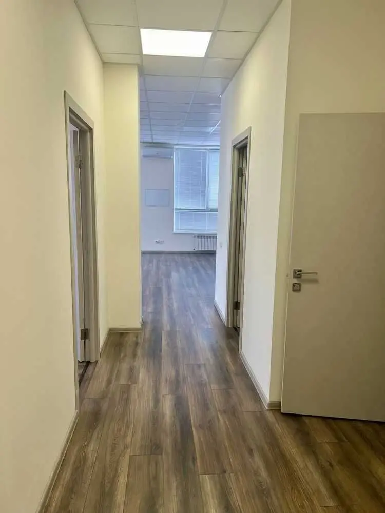 Фото Продаю офіс, 68 кв. м, Глибочицька вул. 17 Київ, ціна: 81600 $, код 5212