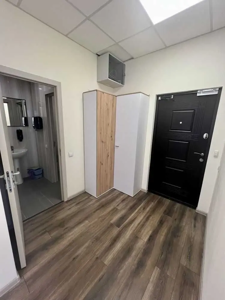 Фото Продаю офіс, 68 кв. м, Глибочицька вул. 17 Київ, ціна: 81600 $, код 5212