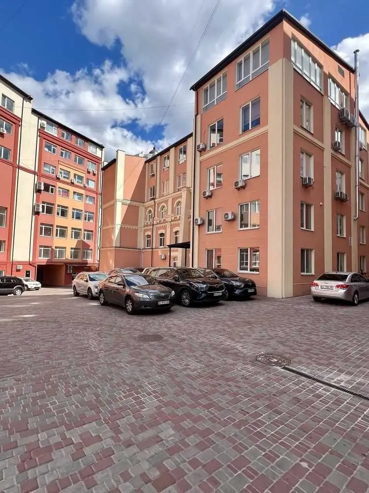 Фото Продаю офіс, 68 кв. м, Глибочицька вул. 17 Київ, ціна: 81600 $, код 5212