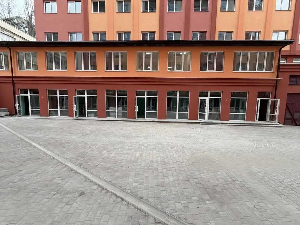 Фото Selling commercial property, 52.5 sq.m., Hlybochytska Street 17 Kyiv, price: 84000 $, code 5216