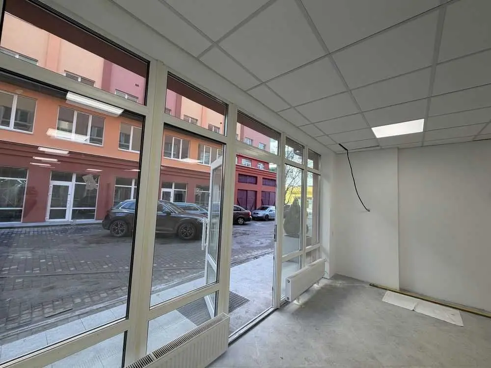 Фото Selling commercial property, 52.5 sq.m., Hlybochytska Street 17 Kyiv, price: 84000 $, code 5216