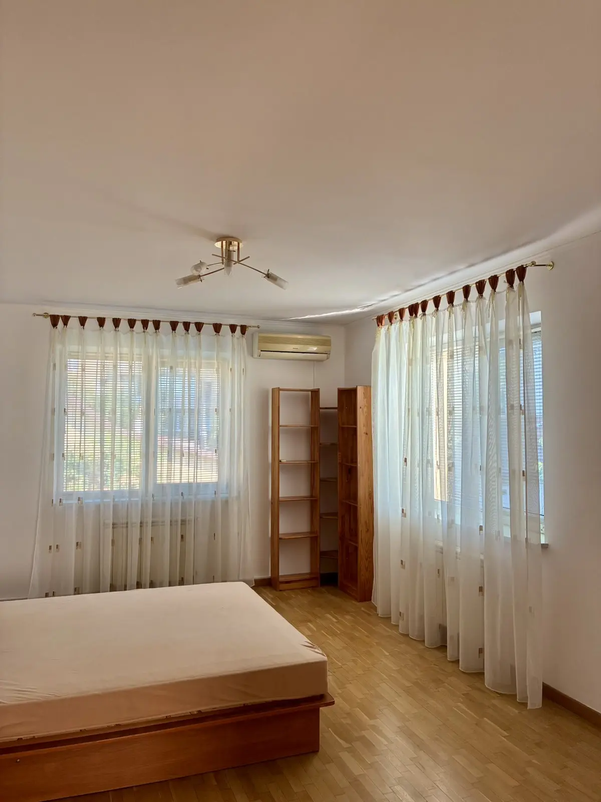 Фото Снять дом, Добрый Путь ул.  Киев в долгосрочную аренду, цена: 2200 $, код 5221