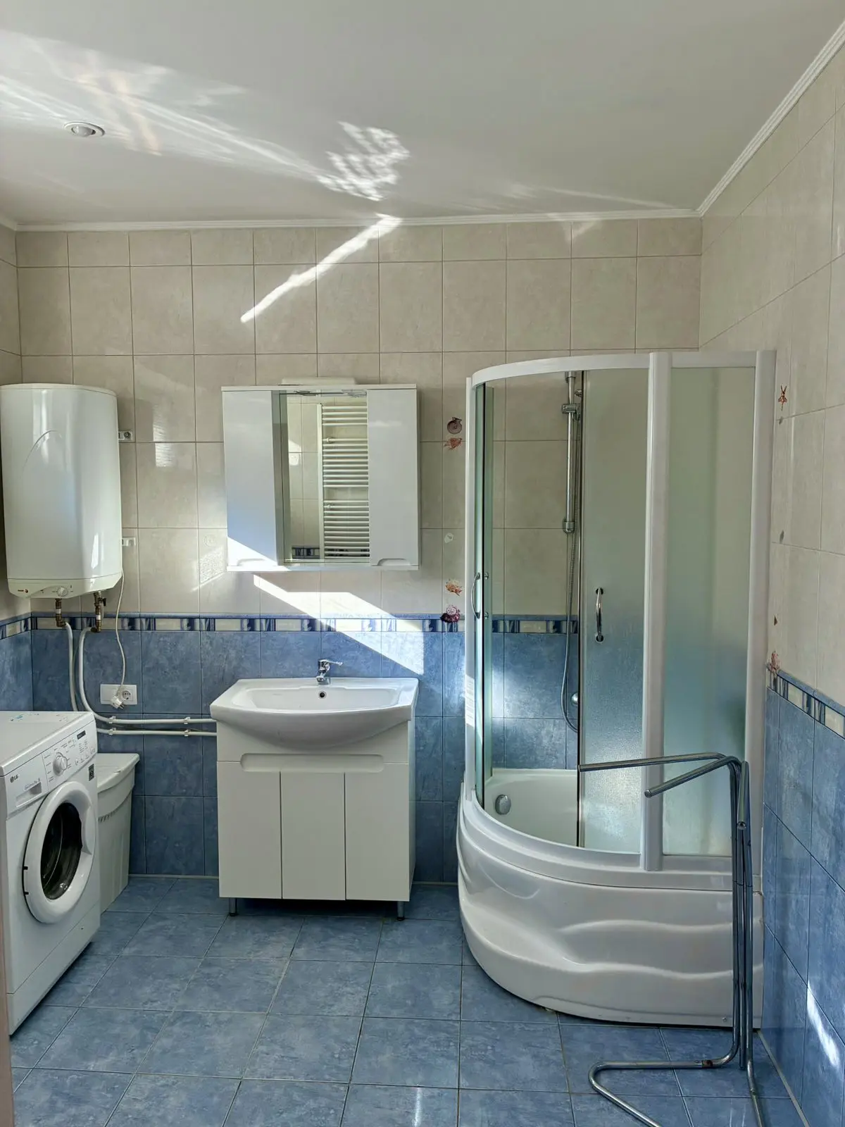 Фото Снять дом, Добрый Путь ул.  Киев в долгосрочную аренду, цена: 2200 $, код 5221