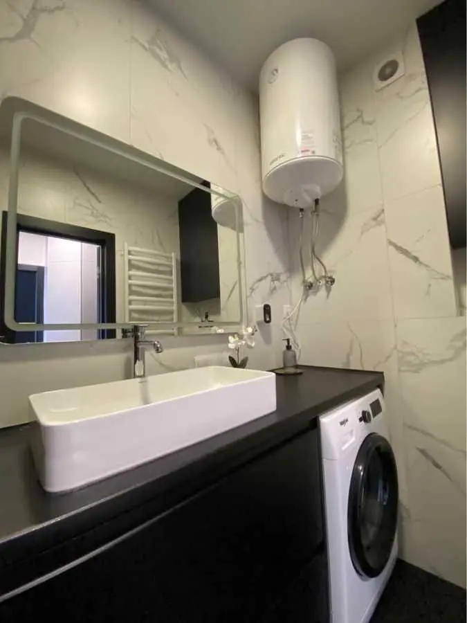 Фото Продаю 1-комнатную квартиру, 34 кв. м, Салютная ул.  Киев, цена: 112000 USD, код 5229
