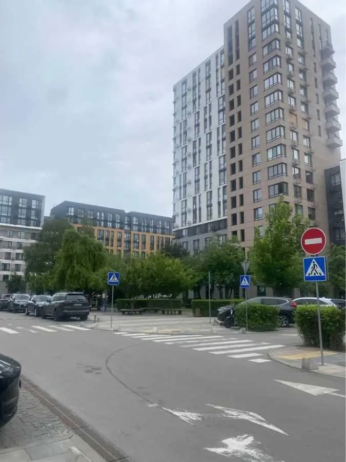 Фото Продаю 1-комнатную квартиру, 34 кв. м, Салютная ул.  Киев, цена: 112000 USD, код 5229
