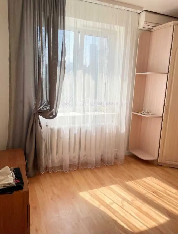 Фото Зняти 1 кімнатну квартиру, Грушевського вул.  Бровари в довгострокову оренду, ціна: 14500 UAH, код 5231