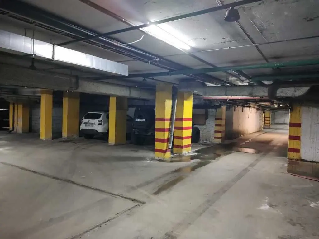 Фото Продаю паркінг, гараж, 19 кв. м, Кубанської України вул. (Маршала Жукова)  Київ, ціна: 16000 USD, код 5243