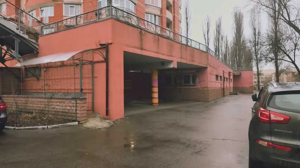 Фото Продаю паркінг, гараж, 19 кв. м, Кубанської України вул. (Маршала Жукова)  Київ, ціна: 16000 USD, код 5243