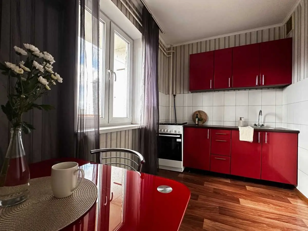Фото Selling a 1-room apartment, 33 sq.m., Petra Hryhorenka Avenue  Kyiv, price: 50000 USD, code 5256