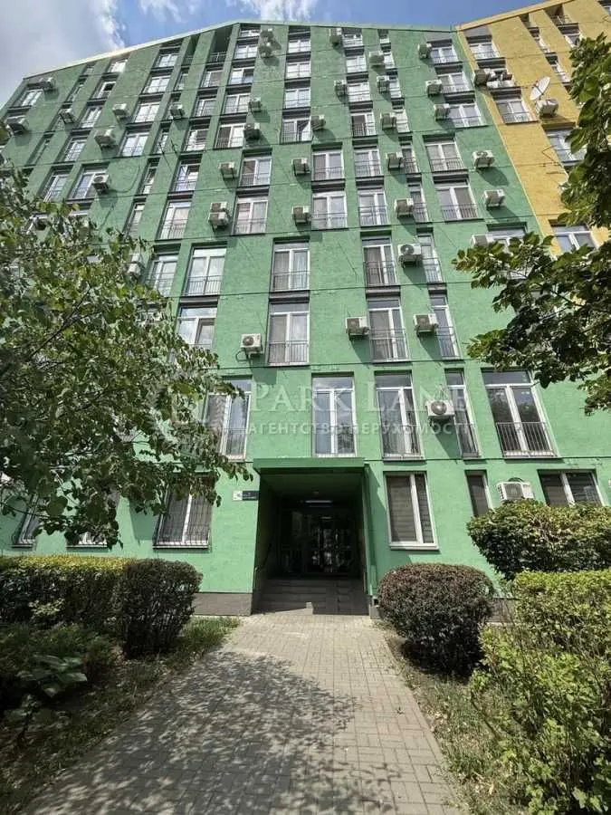 Фото Продаю 1-комнатную квартиру, 42 кв. м, Регенераторная ул.  Киев, цена: 98000 USD, код 5278
