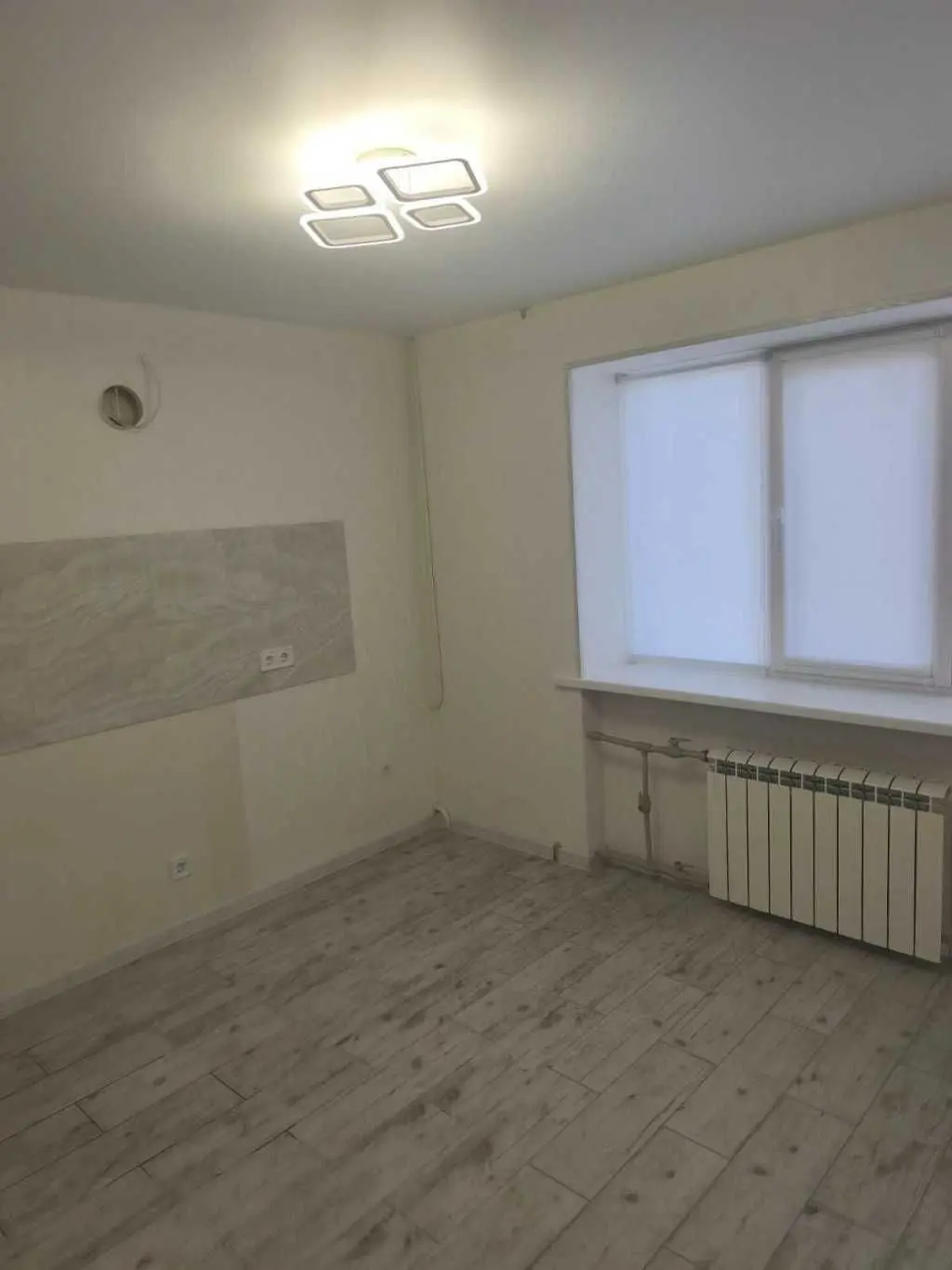 Фото Продаю 2 кімнатну квартиру, 51 кв. м, Юхима Фесенка вул.  Одеса, ціна: 35000 UAH, код 5292