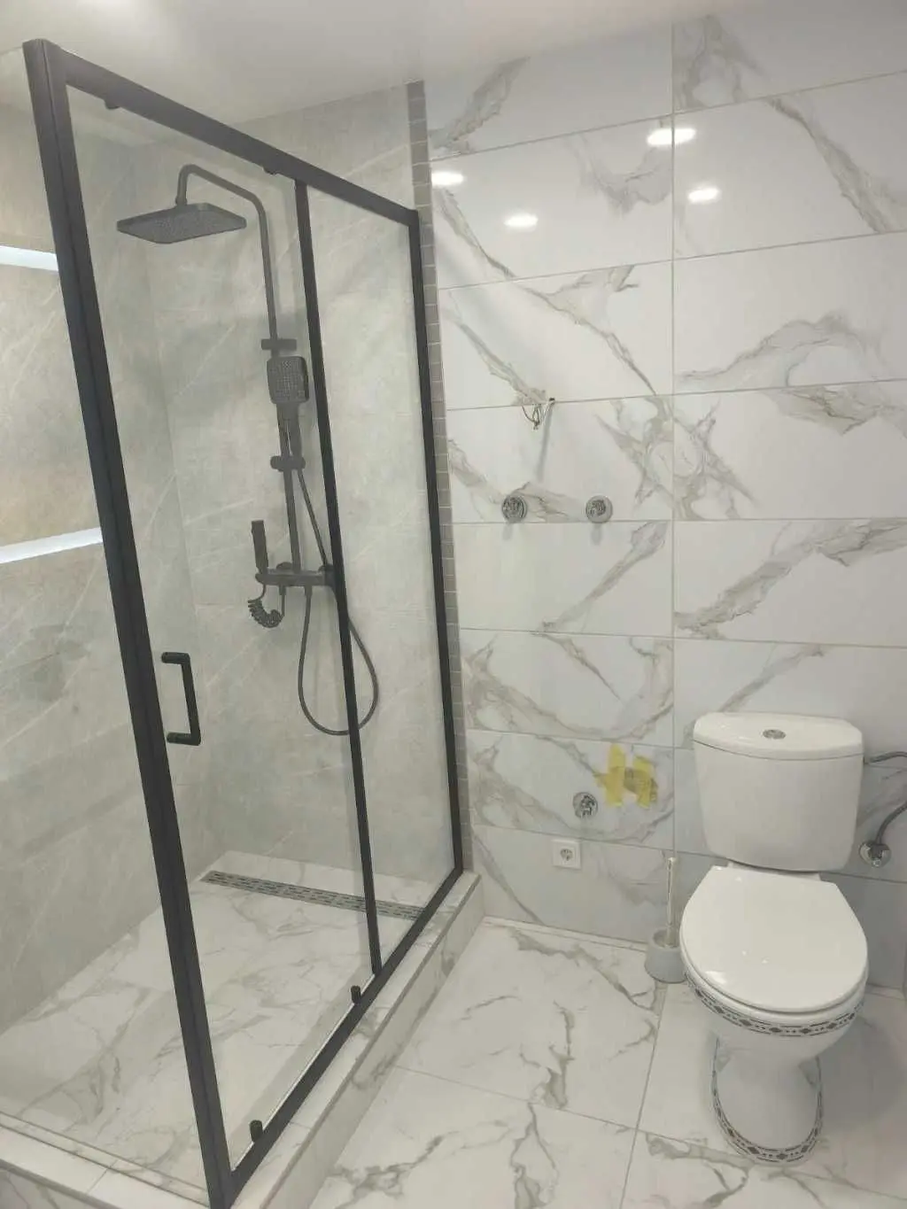 Фото Продаю 2 кімнатну квартиру, 51 кв. м, Юхима Фесенка вул.  Одеса, ціна: 35000 UAH, код 5292