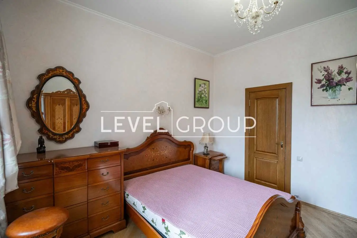 Фото Продаю дом, 419.5 кв. м, Радунская ул.  Киев, цена: 415000 USD, код 5294
