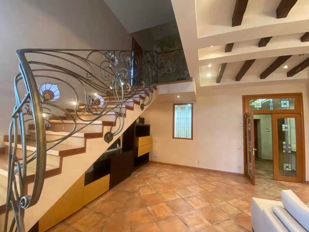 Фото Продаю будинок, 585 кв. м, Проців, ціна: 365000 EUR, код 5295