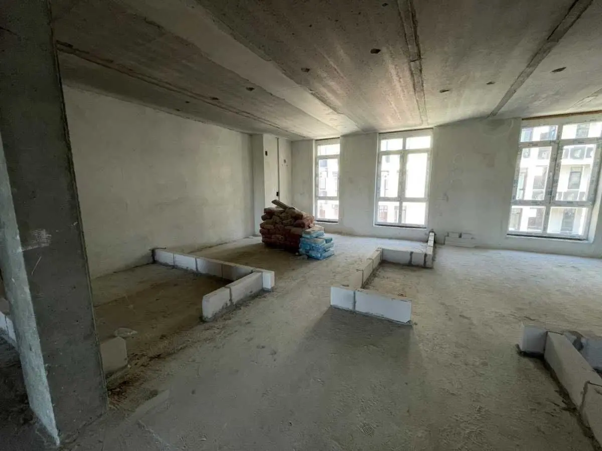 Фото Продаю 3-комнатную квартиру, 157 кв. м, Генерала Тараса Чупринки ул. (Пушкина)  Львов, цена: 347000 USD, код 5296