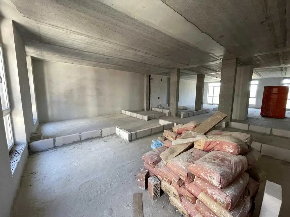 Фото Продаю 3-комнатную квартиру, 157 кв. м, Генерала Тараса Чупринки ул. (Пушкина)  Львов, цена: 347000 USD, код 5296