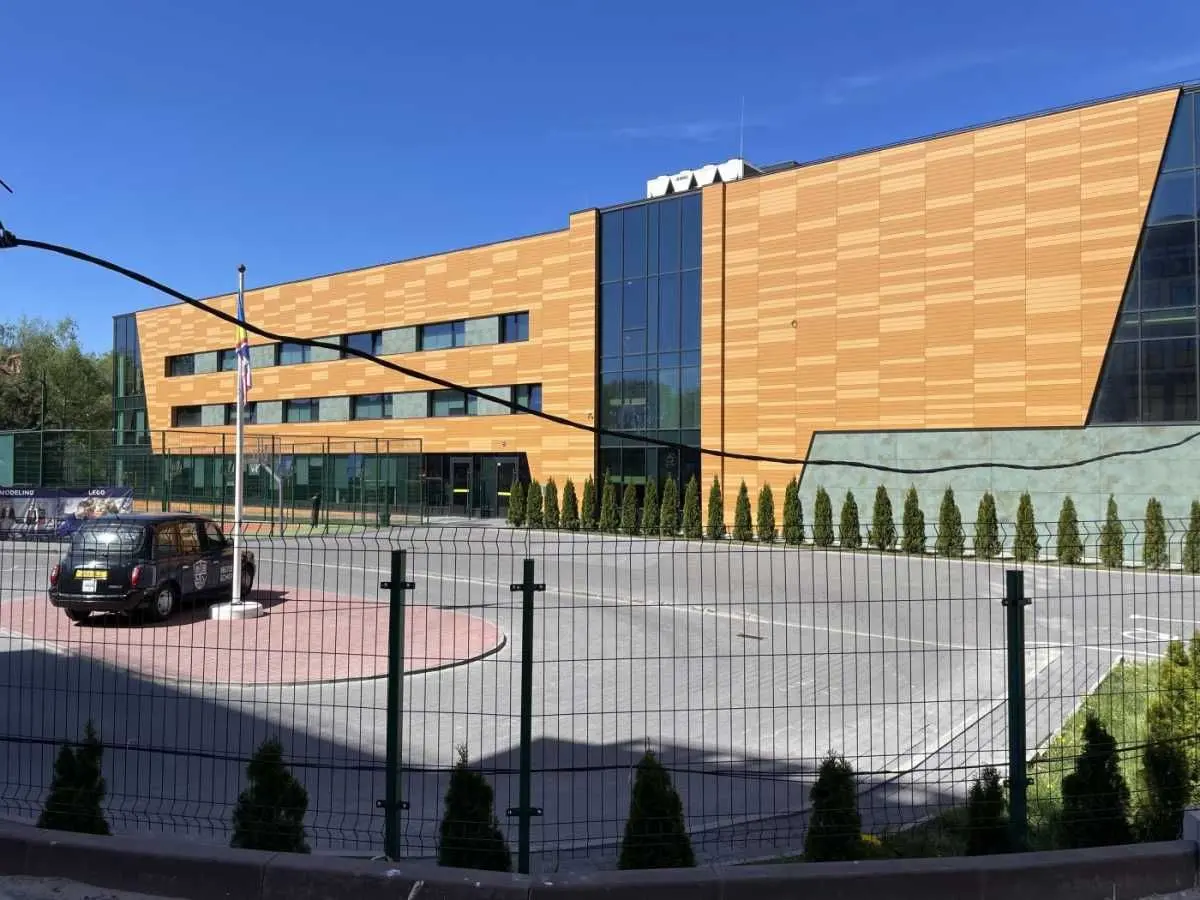 Фото Продаю 3-комнатную квартиру, 157 кв. м, Генерала Тараса Чупринки ул. (Пушкина)  Львов, цена: 347000 USD, код 5296