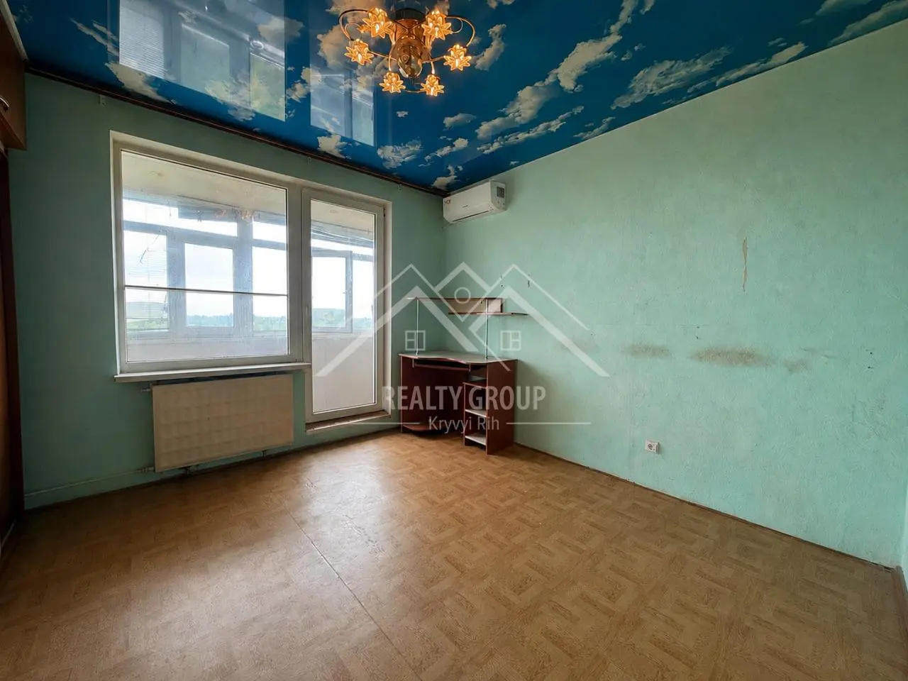 Фото Продаю 2-комнатную квартиру, 53.3 кв. м, Всебратское-2 ул.  Кривой Рог, цена: 19600 $, код 5299