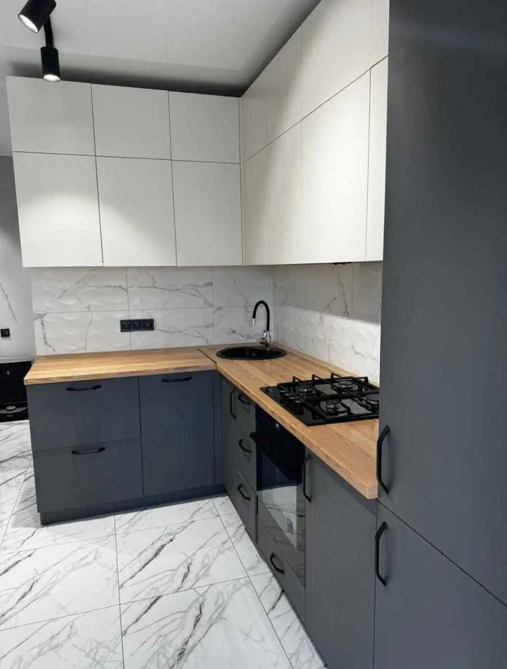 Фото Selling a 1-room apartment, 41 sq.m., Sofiivska Borschahivka, price: 101000 USD, code 5304