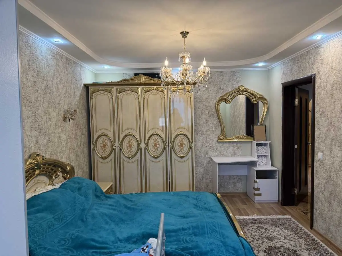 Фото Продаю 3 кімнатну квартиру, 81 кв. м, Ревуцького вул. 19/1 Київ, ціна: 95000 $, код 5305