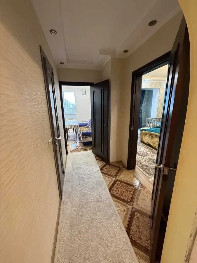 Фото Продаю 3 кімнатну квартиру, 81 кв. м, Ревуцького вул. 19/1 Київ, ціна: 95000 $, код 5305