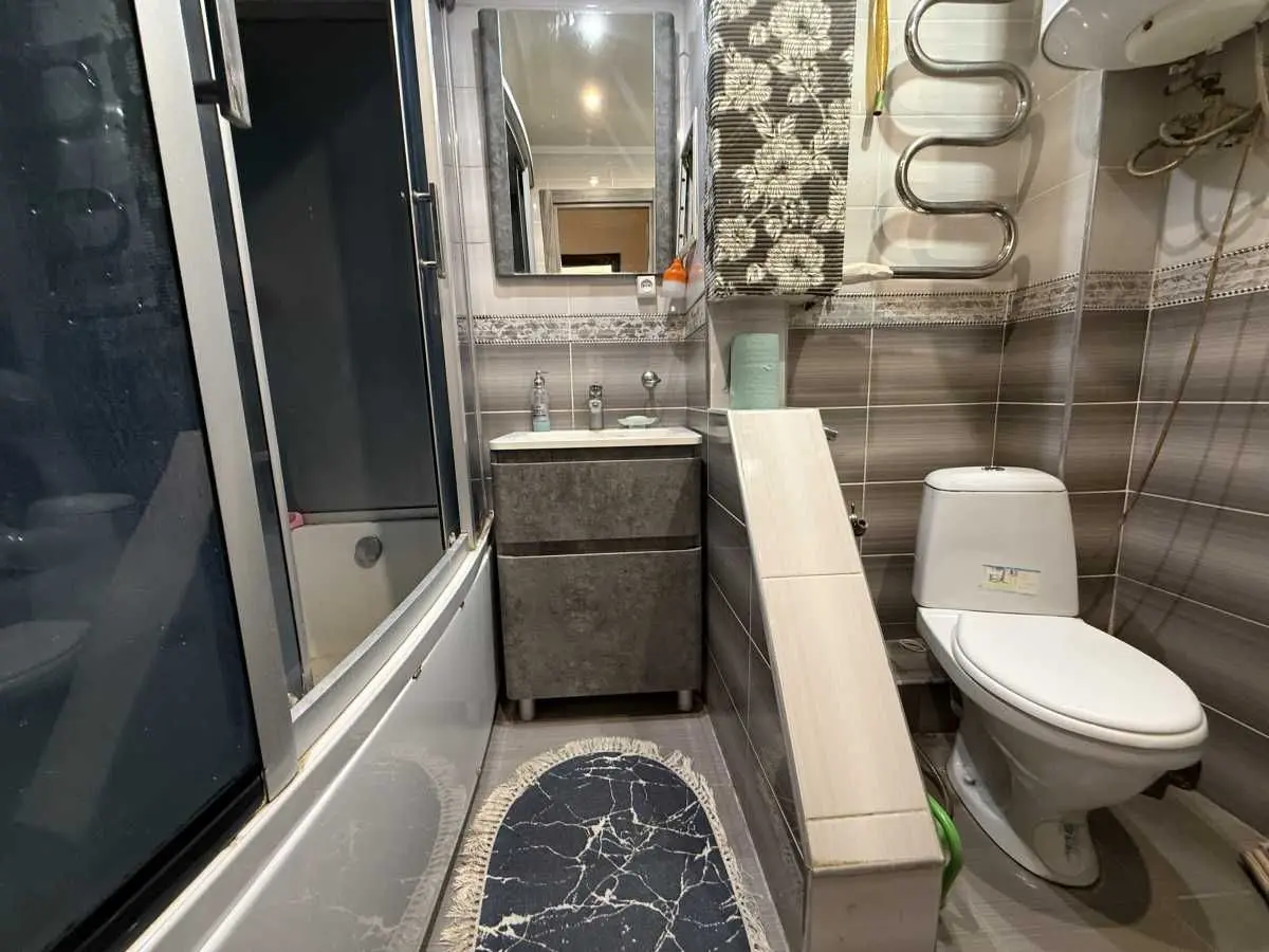 Фото Продаю 3 кімнатну квартиру, 81 кв. м, Ревуцького вул. 19/1 Київ, ціна: 95000 $, код 5305