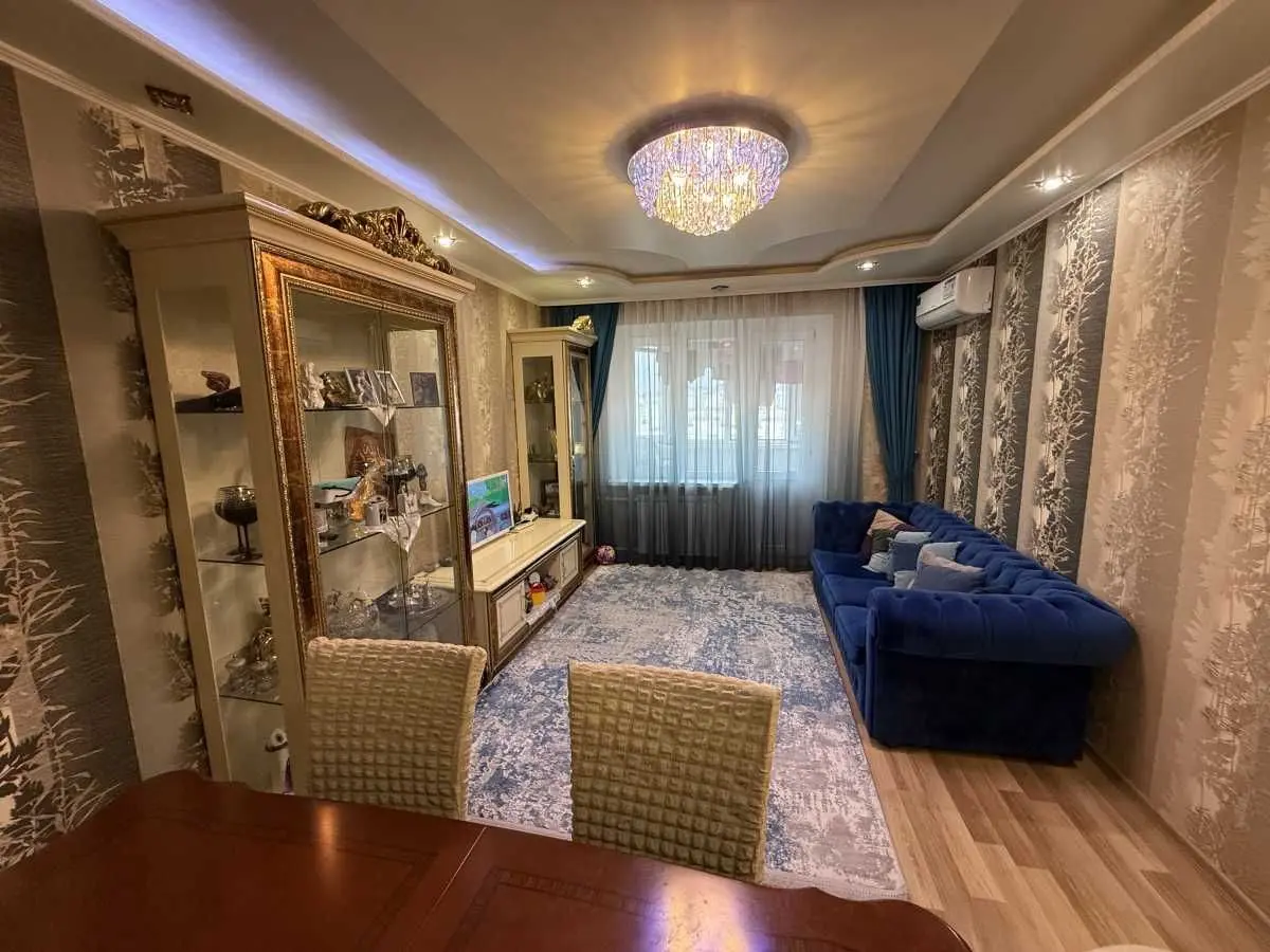 Фото Продаю 3 кімнатну квартиру, 81 кв. м, Ревуцького вул. 19/1 Київ, ціна: 95000 $, код 5305