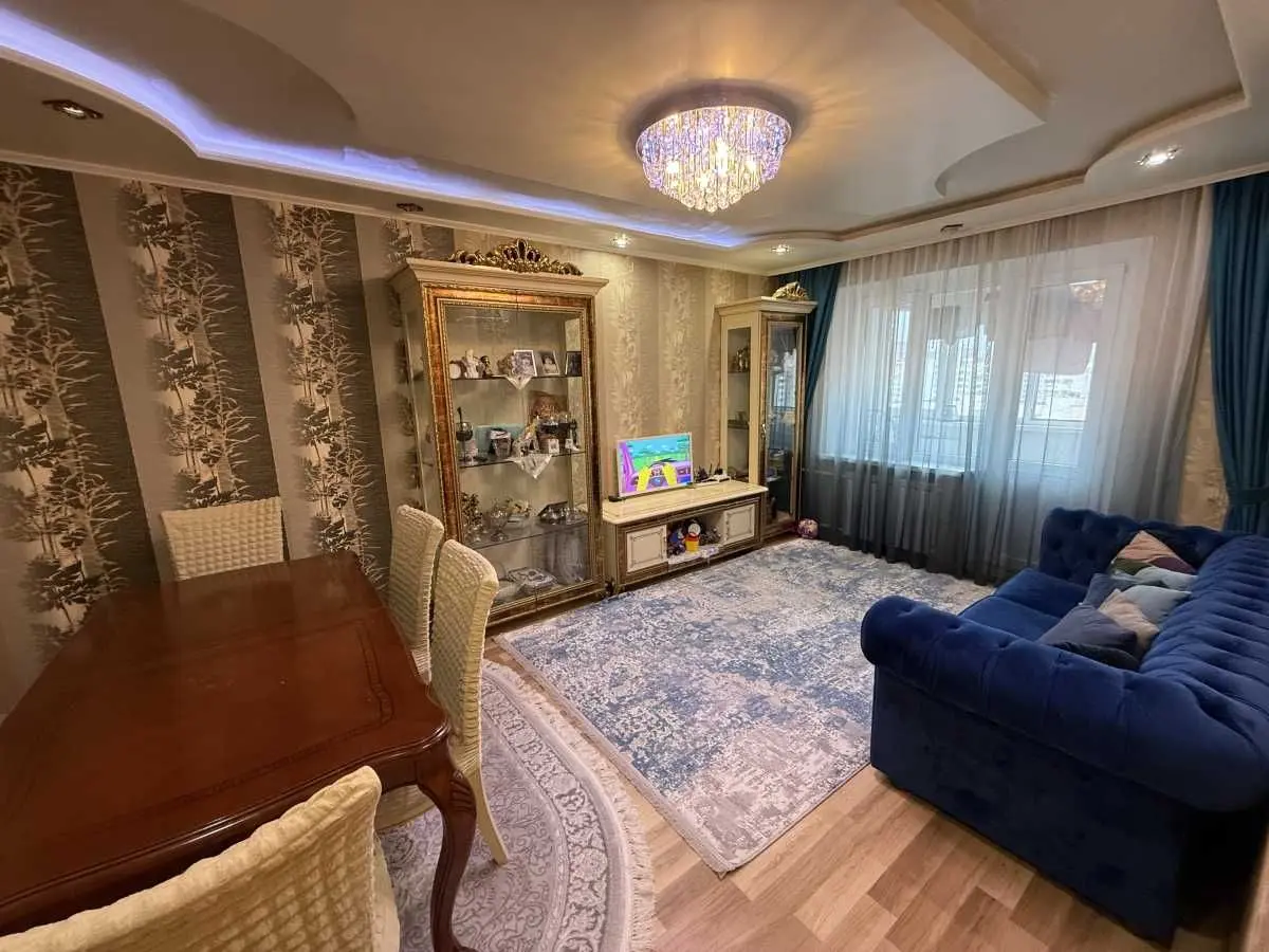 Фото Продаю 3 кімнатну квартиру, 81 кв. м, Ревуцького вул. 19/1 Київ, ціна: 95000 $, код 5305