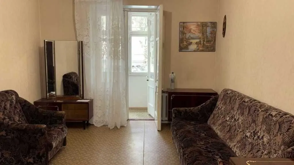 Фото Selling a 2-room apartment, 47 sq.m., Rizdvyana street (Dzerzhins'koho settlement)  Odesa, price: 46000 $, code 5306