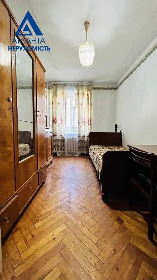 Фото Продаю 3-комнатную квартиру, 60 кв. м, Коперника ул.  Луцк, цена: 65000 USD, код 5321
