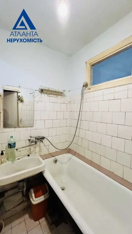 Фото Продаю 3-комнатную квартиру, 60 кв. м, Коперника ул.  Луцк, цена: 65000 USD, код 5321