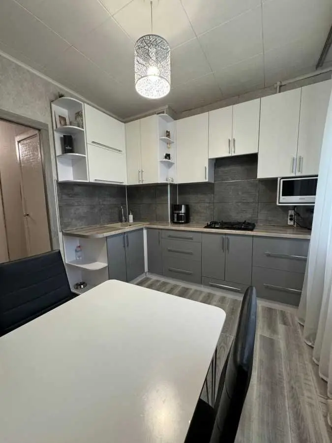 Фото Продаю 1-комнатную квартиру, 35 кв. м, Водопійна ул.  Белая Церковь, цена: 50900 USD, код 5330