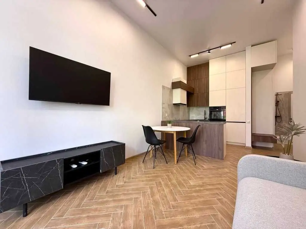 Фото Rent a 2-room apartment, Vsevoloda Zmiyenka street  Kyiv for long-term rent, price: 30000 UAH, code 5332