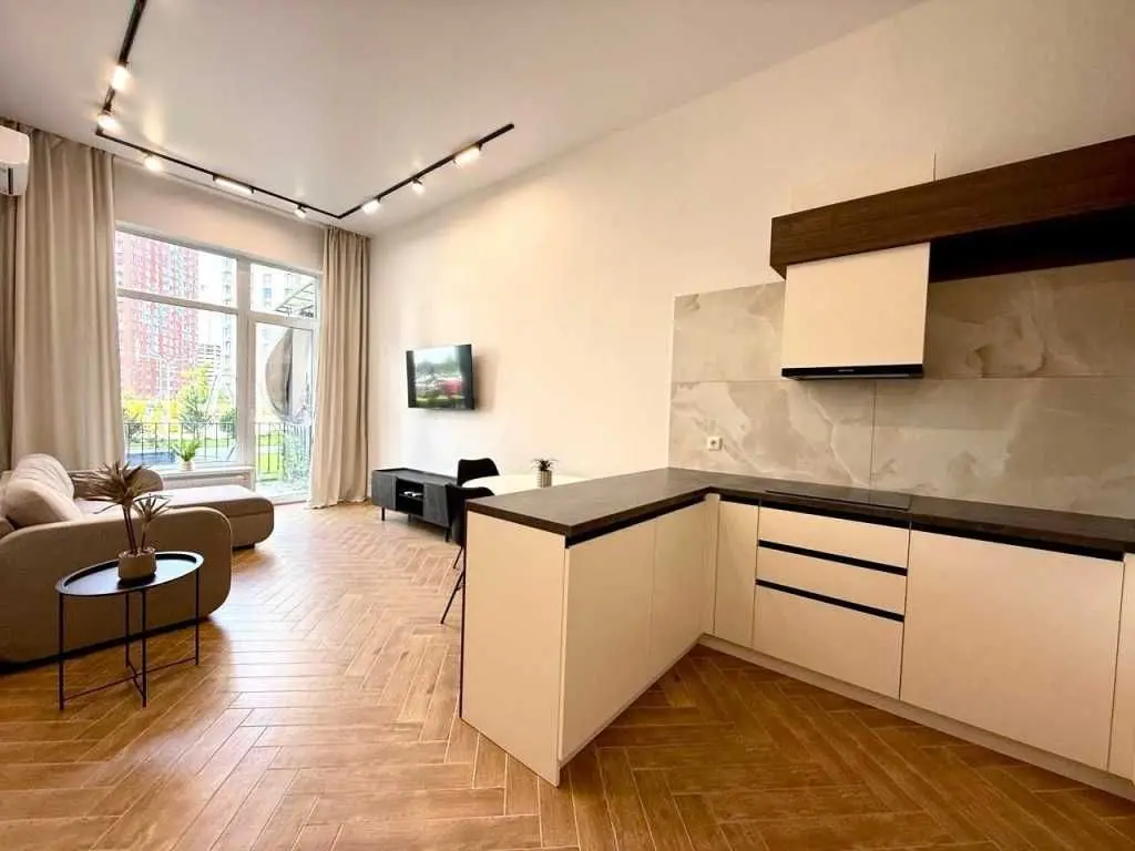 Фото Rent a 2-room apartment, Vsevoloda Zmiyenka street  Kyiv for long-term rent, price: 30000 UAH, code 5332