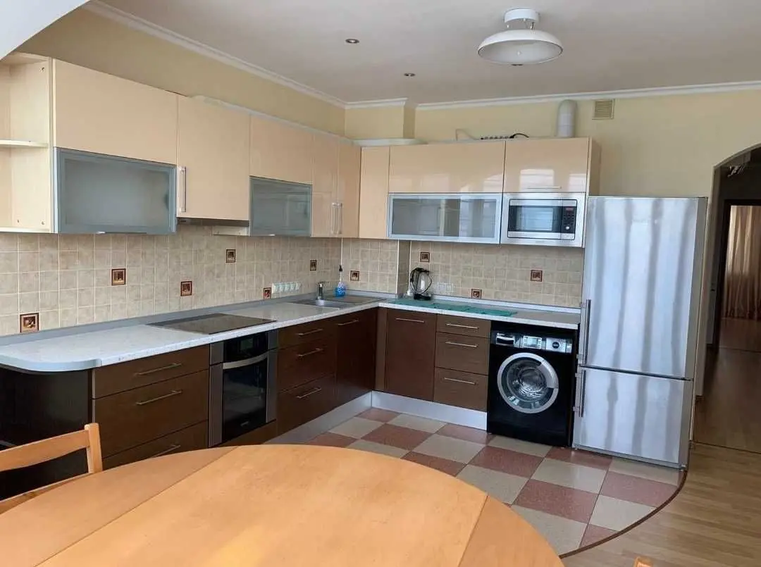 Фото Selling a 3-room apartment, 103.1 sq.m., Saperno-Slobidska Street  Kyiv, price: 162000 USD, code 5334