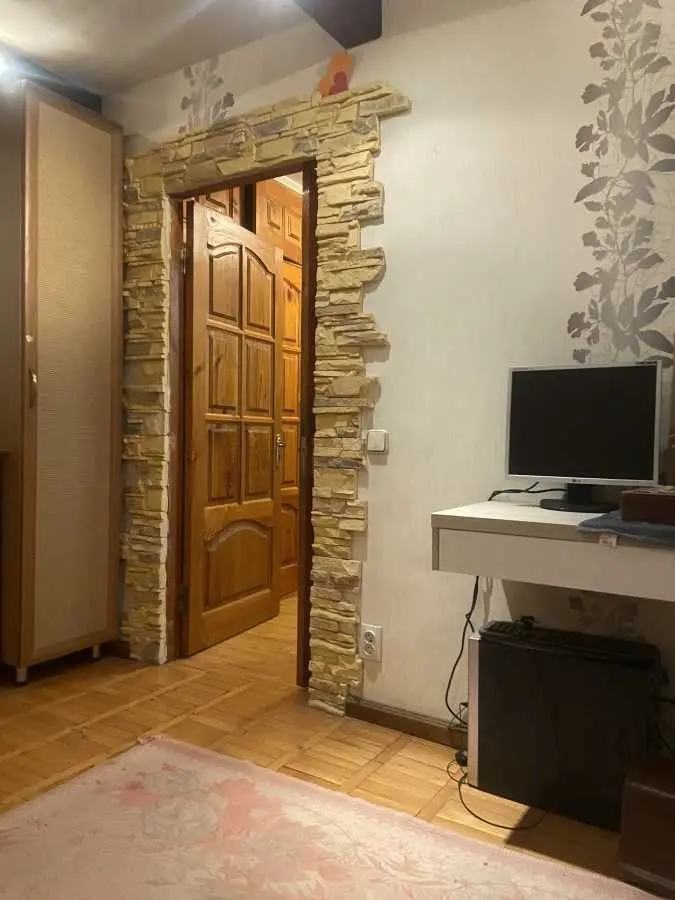 Фото Продаю 4 кімнатну квартиру, 79.1 кв. м, Інженера Бородіна вул. (Сергія Лазо)  Київ, ціна: 70000 USD, код 5346