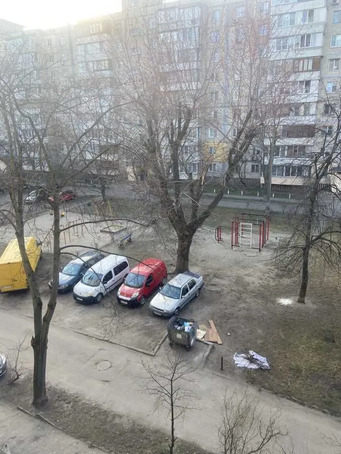 Фото Selling a 3-room apartment, 75 sq.m., Litovskyi Ave (Minskyi Avenue)  Kyiv, price: 67000 USD, code 5347