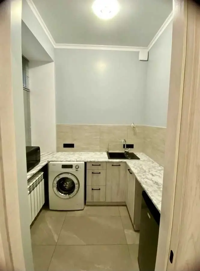 Фото Rent an office, Hetmana Pavla Skoropadskoho Street (Lev Tolstoi Street)  Kyiv for long-term rent, price: 22000 UAH, code 5348