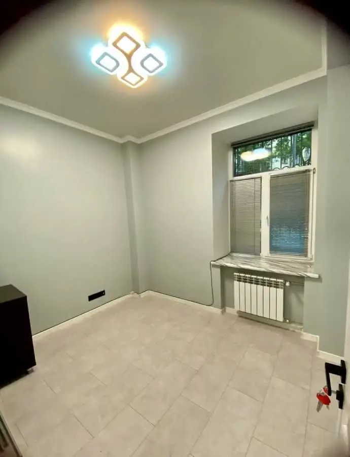 Фото Rent an office, Hetmana Pavla Skoropadskoho Street (Lev Tolstoi Street)  Kyiv for long-term rent, price: 22000 UAH, code 5348
