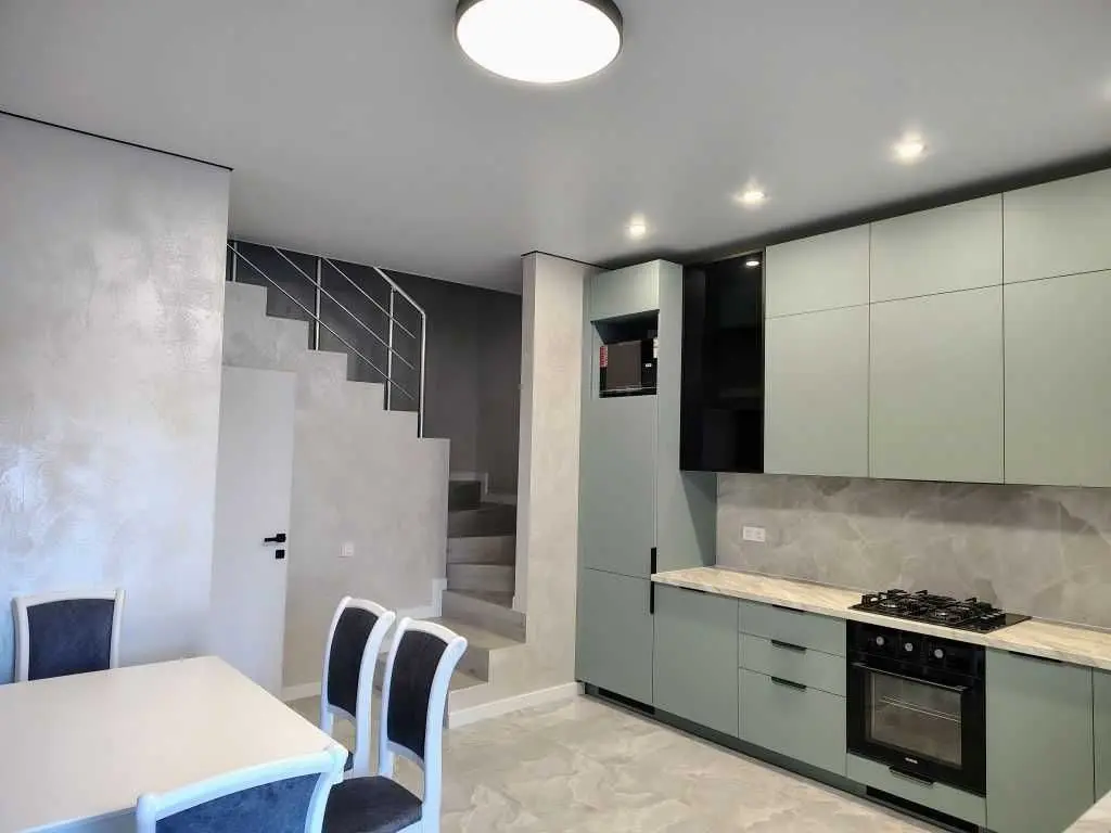 Фото Продаю 1 кімнатну квартиру, 55 кв. м, Бузкова вул. (Гастелло)  Васильків, ціна: 65000 USD, код 5353