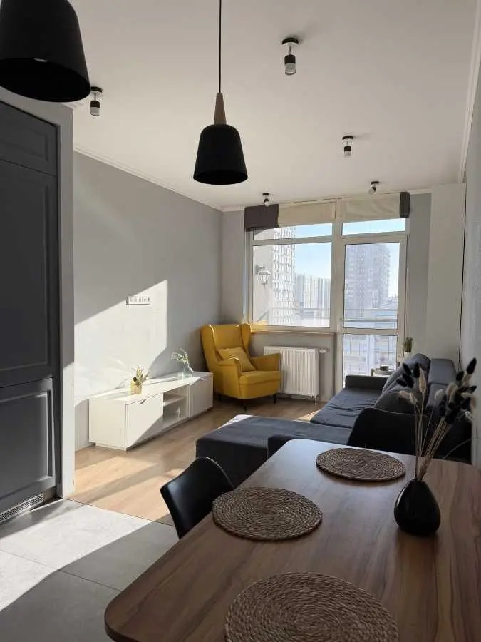 Фото Продаю 2 кімнатну квартиру, 68.3 кв. м, Правди просп.  Київ, ціна: 145000 USD, код 5357