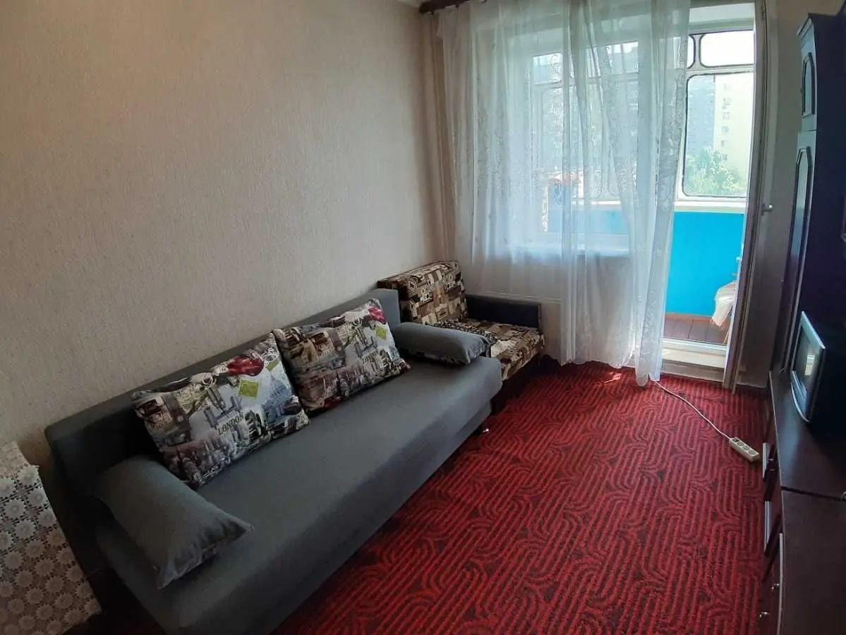 Фото Зняти 1 кімнатну квартиру, Райдужна вул. 47 Київ в довгострокову оренду, ціна: 9000 UAH, код 5363