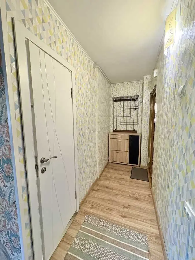 Фото Продаю 1 кімнатну квартиру, 33 кв. м, Вацлава Гавела бульв. (Івана Лепсе) 40 Київ, ціна: 50000 $, код 5364