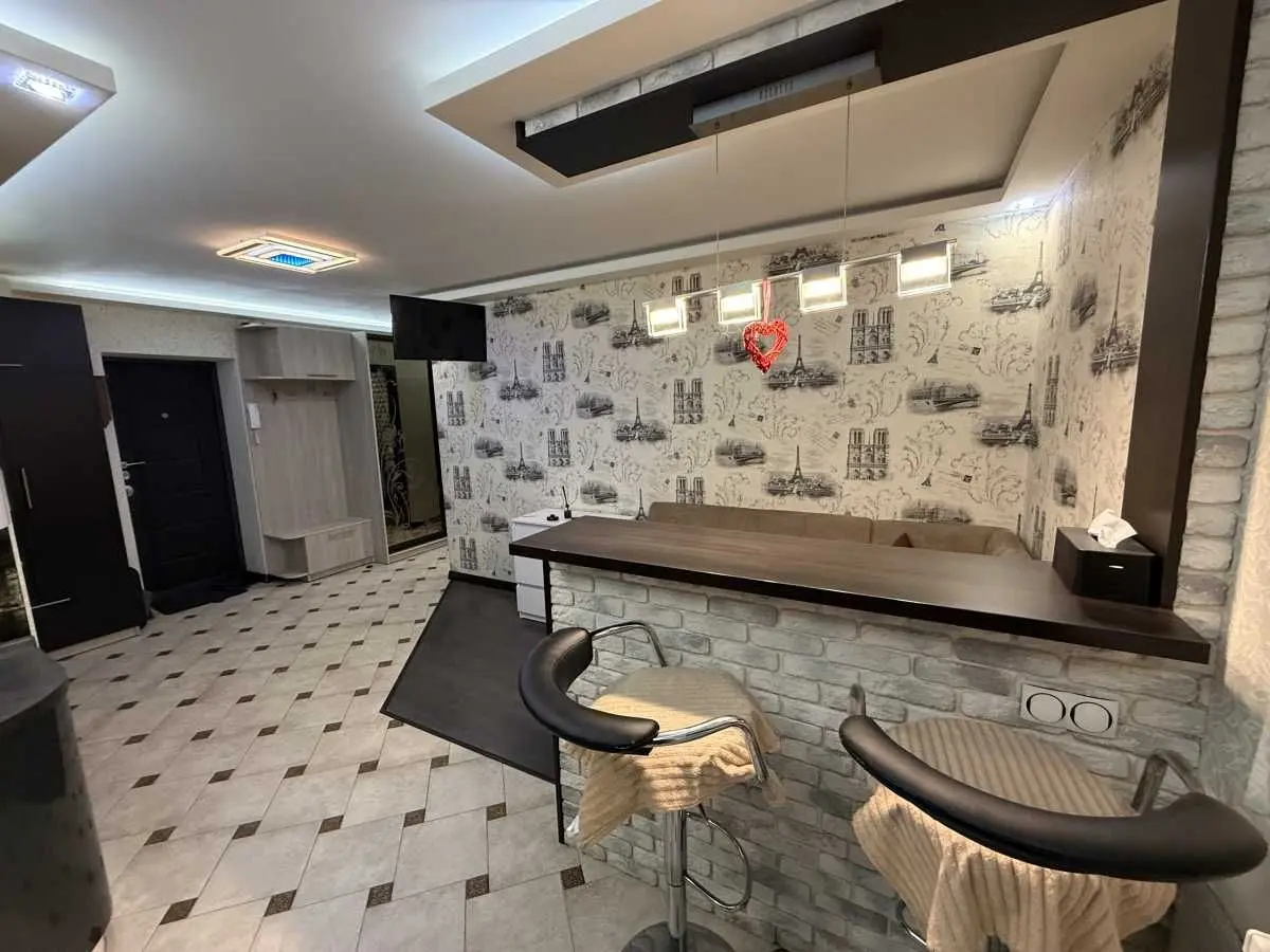 Фото Rent a 2-room apartment, Bratyslavska Street 13 Kyiv for long-term rent, price: 19000 UAH, code 5365