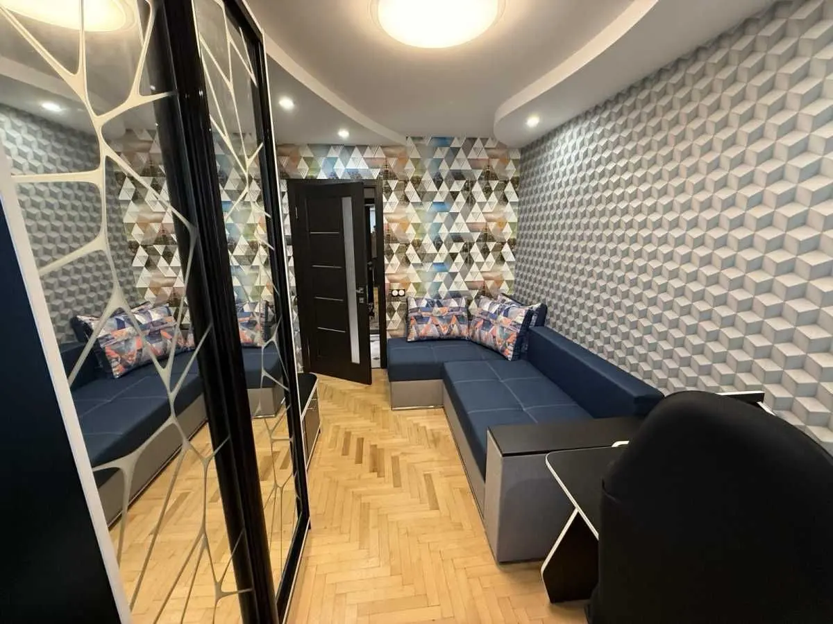 Фото Rent a 2-room apartment, Bratyslavska Street 13 Kyiv for long-term rent, price: 19000 UAH, code 5365