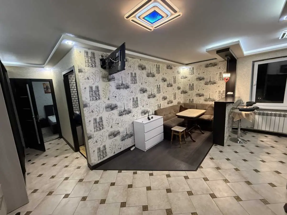 Фото Rent a 2-room apartment, Bratyslavska Street 13 Kyiv for long-term rent, price: 19000 UAH, code 5365