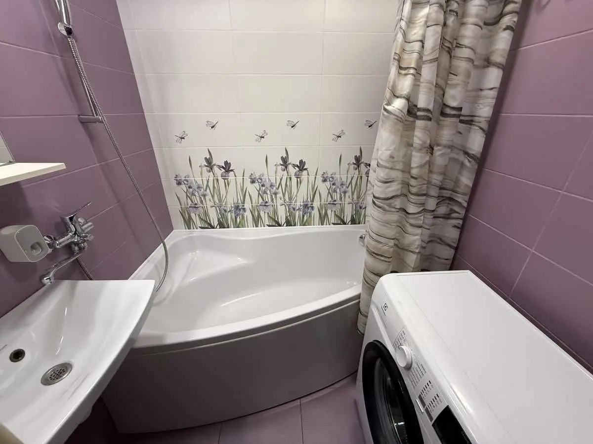 Фото Rent a 2-room apartment, Bratyslavska Street 13 Kyiv for long-term rent, price: 19000 UAH, code 5365