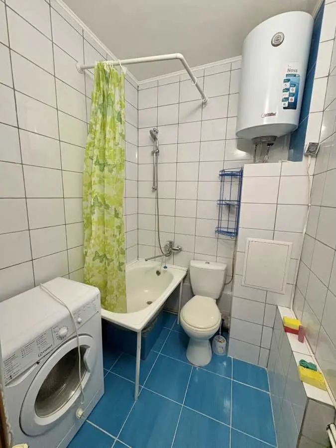 Фото Зняти 1 кімнатну квартиру, Олевська вул.  Київ в довгострокову оренду, ціна: 12000 UAH, код 5368