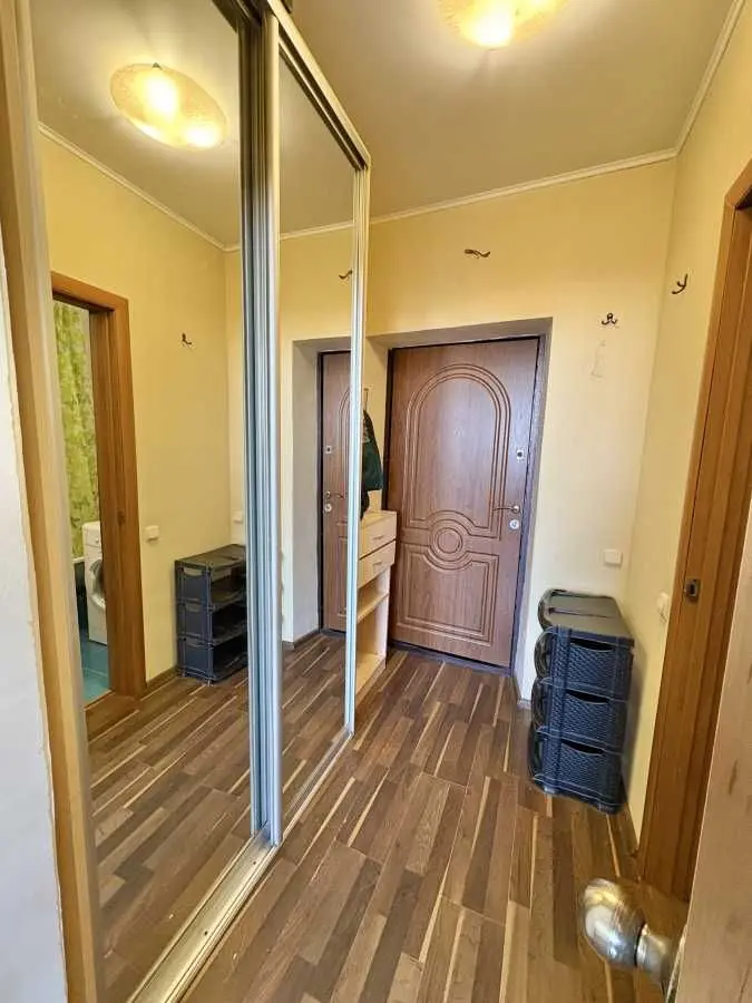 Фото Зняти 1 кімнатну квартиру, Олевська вул.  Київ в довгострокову оренду, ціна: 12000 UAH, код 5368